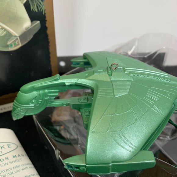 Star Trek Romulan Warbird plug-in ornament Hallmark - Picture 3 of 6